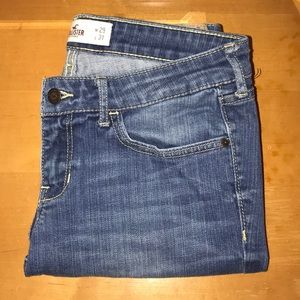 lighter wash skinny jeans